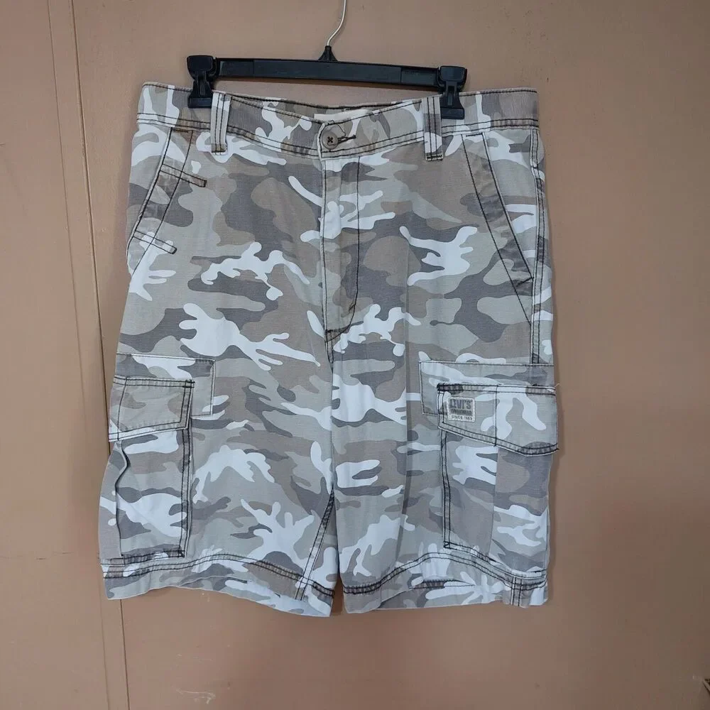 Levi's Cotton Utility Multi Pocket Cargo Shorts Desert Camo 34
